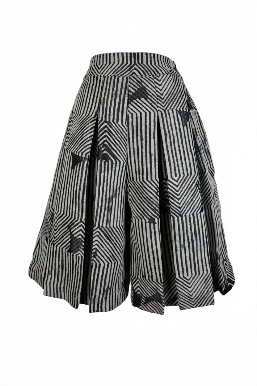 Zevelyn Jean Koda Shorts KODA SHORTS Midnight Maze