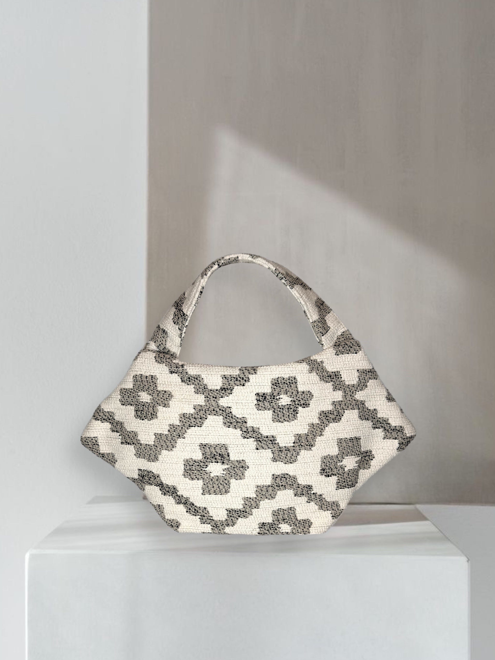 Zevelyn Jean Zuree Handbag Zuree Hand Bag Tribal White