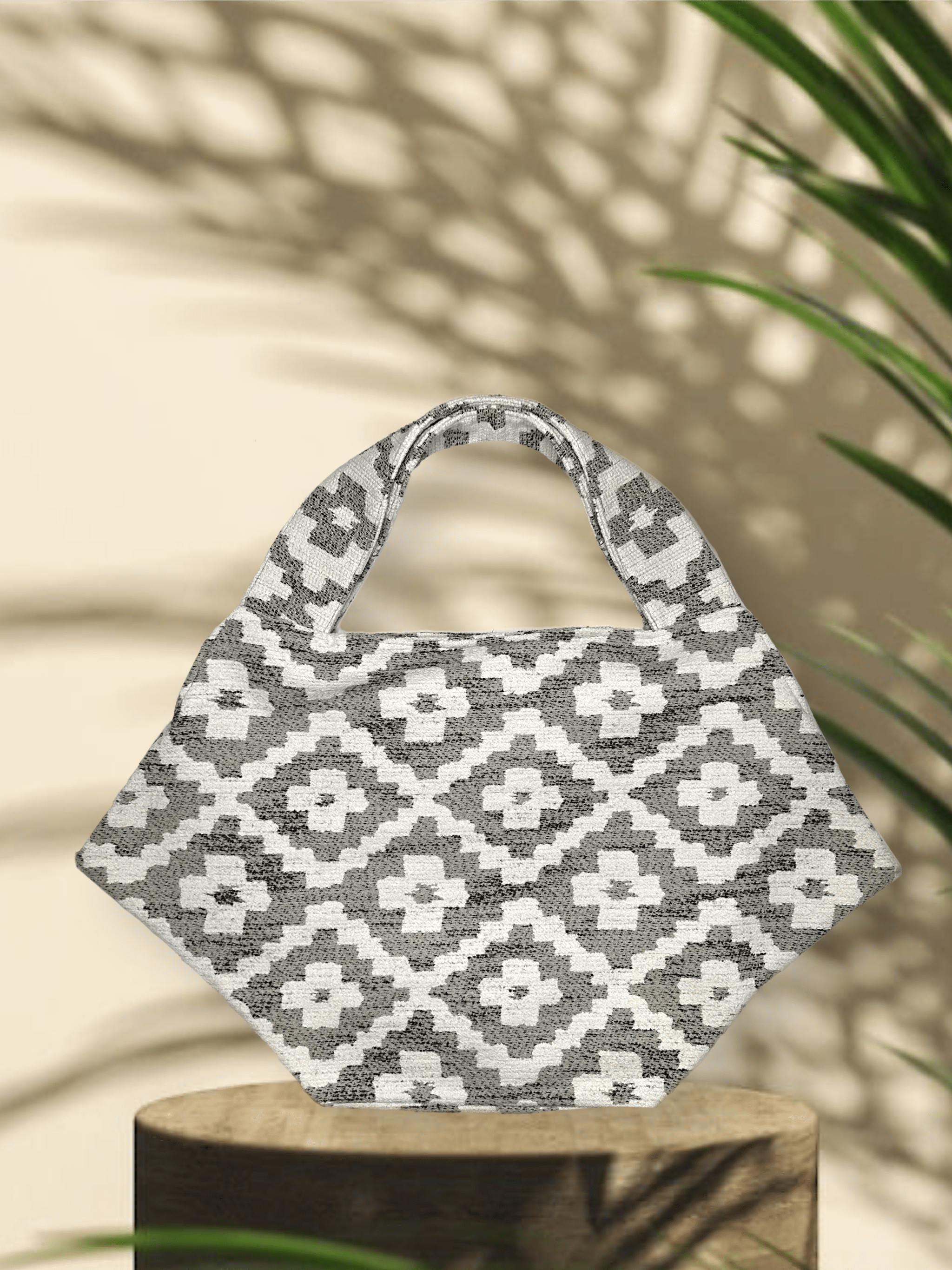 Zevelyn Jean Zuree Tote Bag ZUREE Tote Bag Tribal White